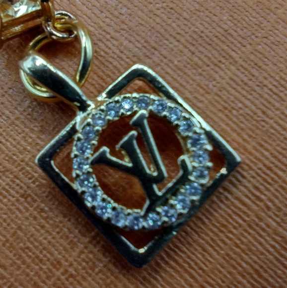 2 Louis Vuitton Zipper Pulls w/ .925 Leverbacks - Picture 8 of 10